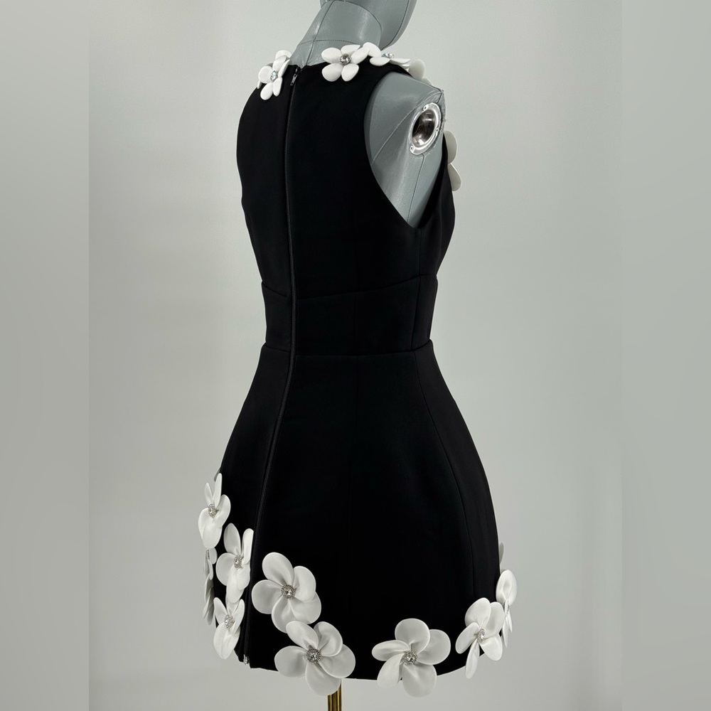 🆕 BRONX & BANCO 🧿 NWOT Estelle Floral Mini Dress, Black/White - Sz M US 6 - Picture 8 of 16
